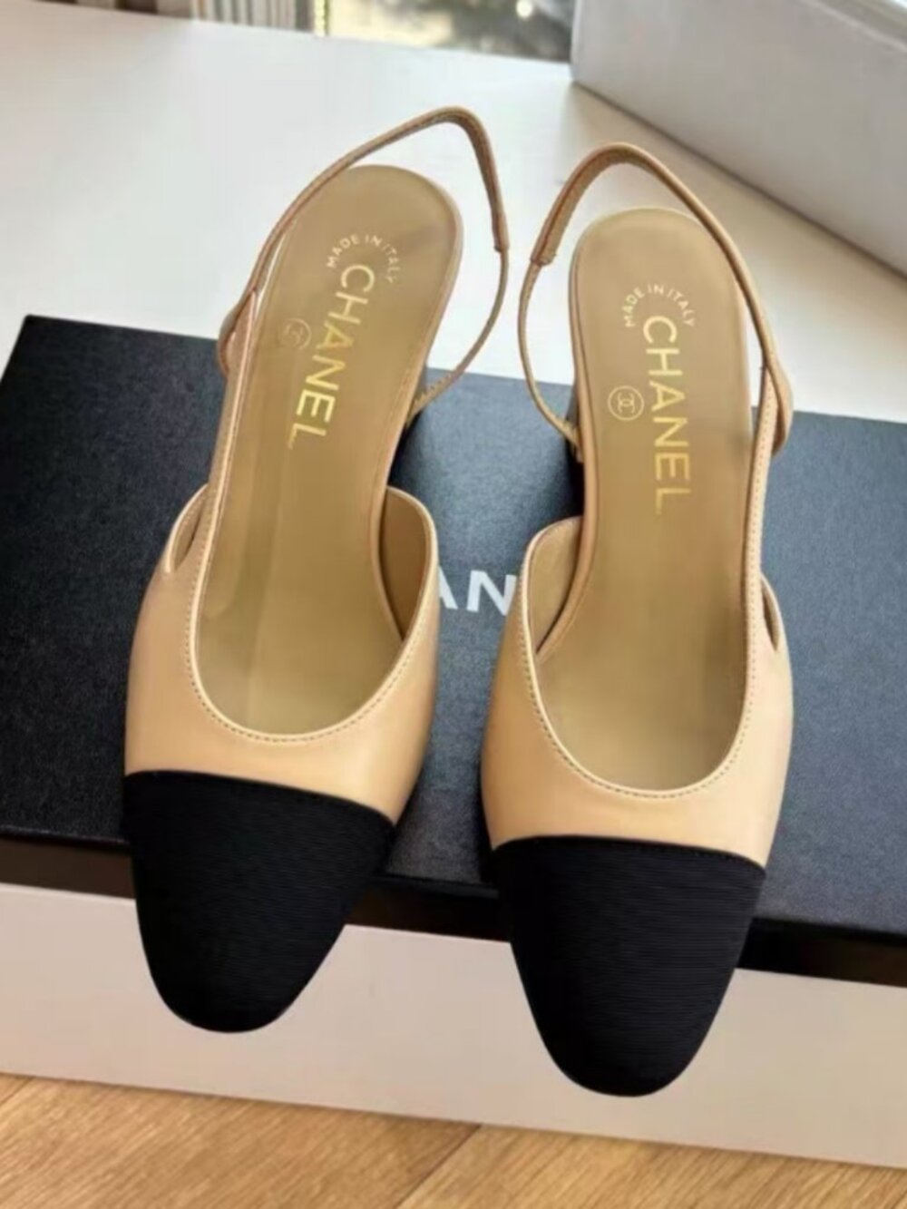 Chanel Beige/Black Slingbacks